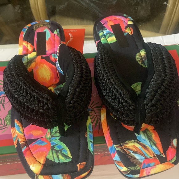 Farm Rio cashew crochet fluffy flip flop - Picture 11 of 12